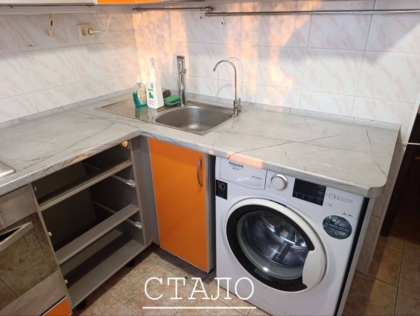 Установка кухонной столешницы на пр-те Космонавтов