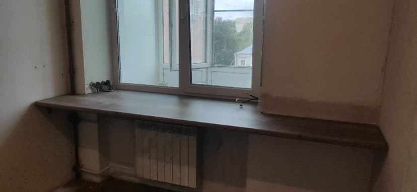 Установка подоконника-столешницы из ЛДСП в СПб, пр. Энгельса