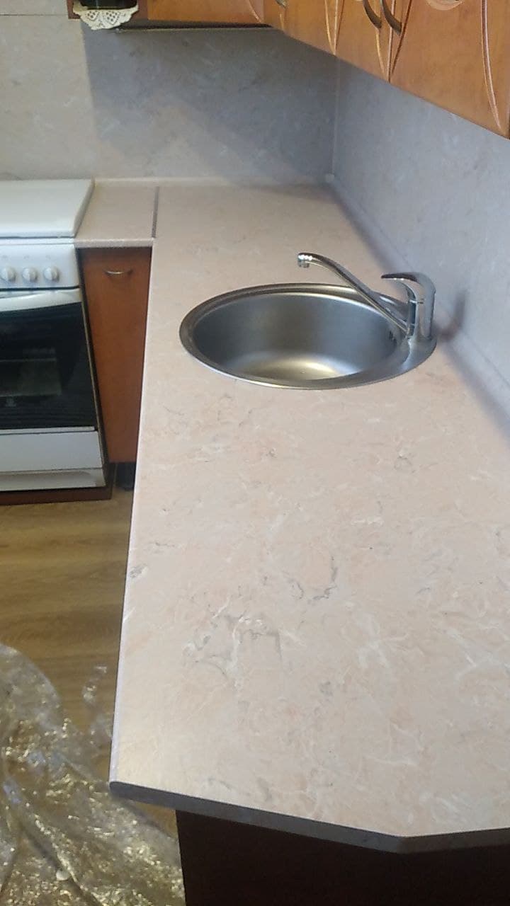 Замена столешницы из ЛДСП в Санкт-Петербурге, ул. Вавиловых