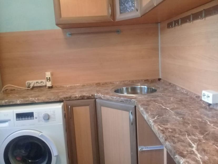 Замена столешницы с угловым элементом на пр. Наставников