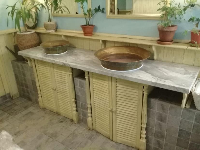 Замена столешницы в СПб на наб. реки Мойки.